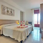 Hotel Costa Azzurra 3*