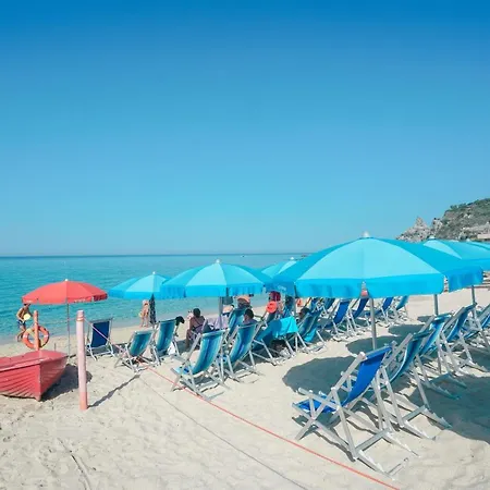 Costa Azzurra Hotel 3*