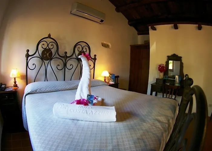 Costa Azzurra Hotel 3*