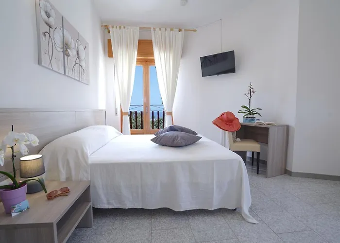 Hotel Costa Azzurra 3*