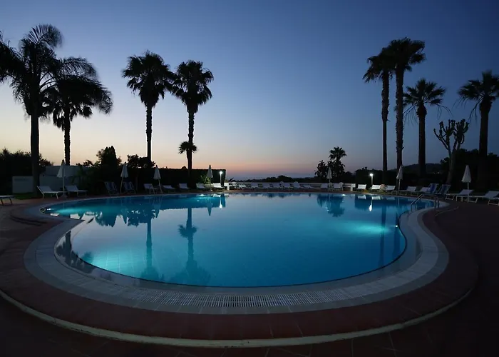 Costa Azzurra Hotel 3*