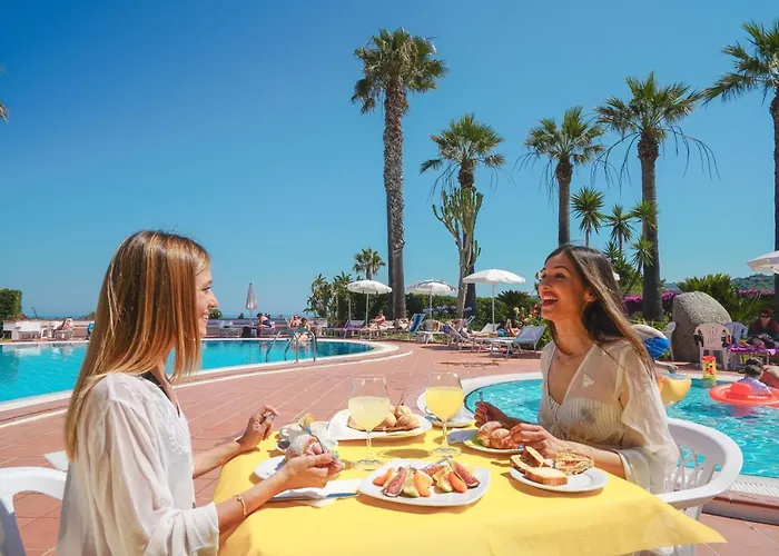 Costa Azzurra Hotel 3*