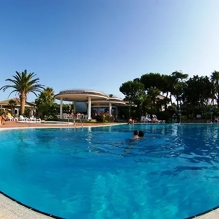 Costa Azzurra - Panoramic Swimming Pool And Free Parking 호텔 3*