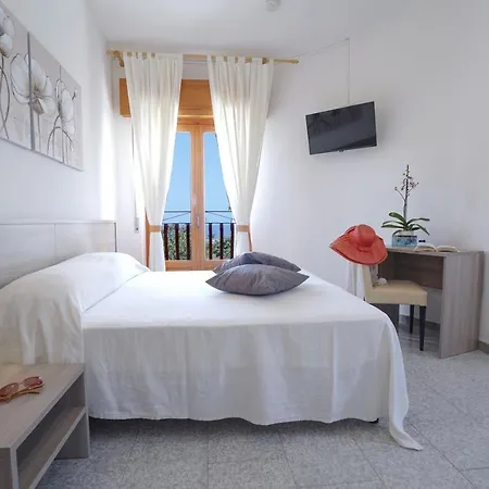 Hotel Costa Azzurra 3*