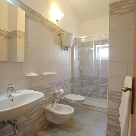 호텔 Costa Azzurra - Panoramic Swimming Pool And Free Parking