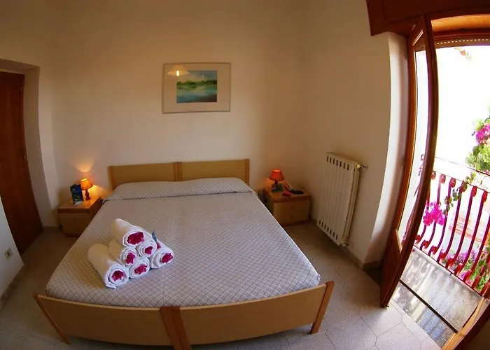 Costa Azzurra Hotel 3*