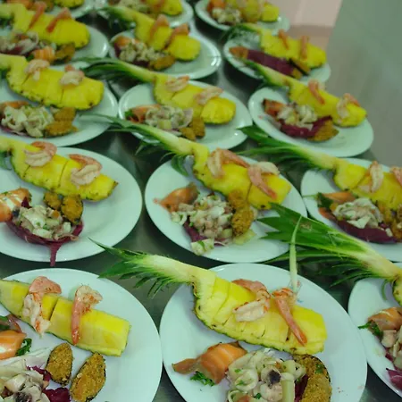 Costa Azzurra קאפו ואטיצ'אנו